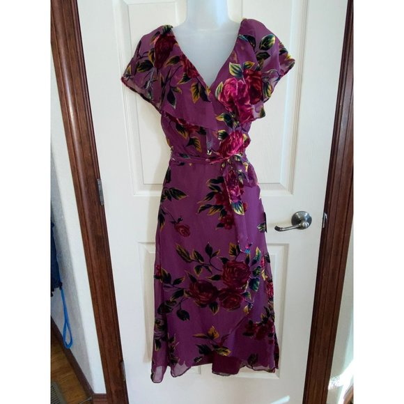 NWT Lulus Floral Passions Plum Purple Floral Velvet Wrap Midi Dress Size Large - Picture 2 of 13